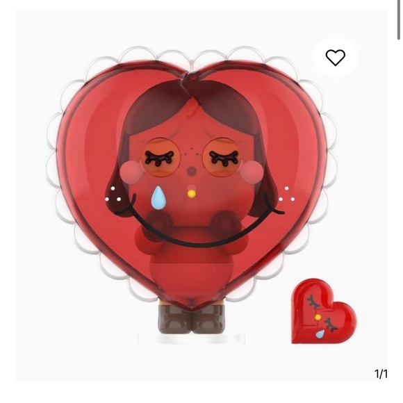 Pop Mart CRYBABY Heart Broken Crying For Love Authentic Figure w/ Box & Card - Picture 2 of 4